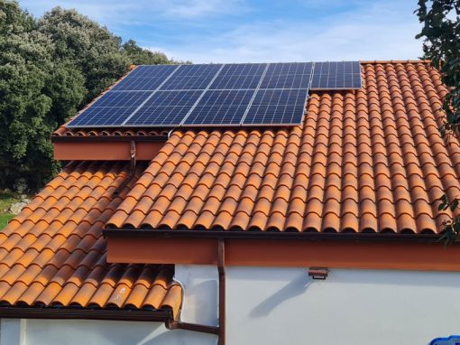 Instalación fotovoltaica placas solares 4kw en Arnuero (Cantabria)