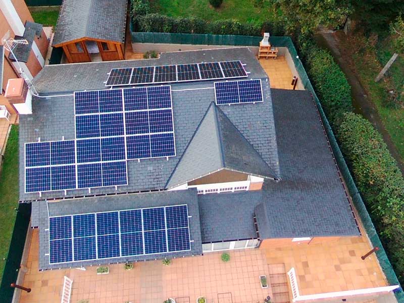 Instalación fotovoltaica placas solares 10kw en Islares Cantabria